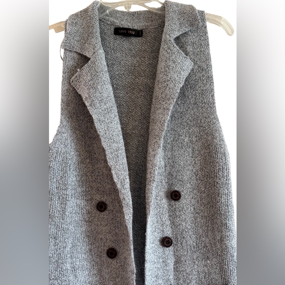 Love Tree Gray Sleeveless Sweater Vest - Picture 4 of 8